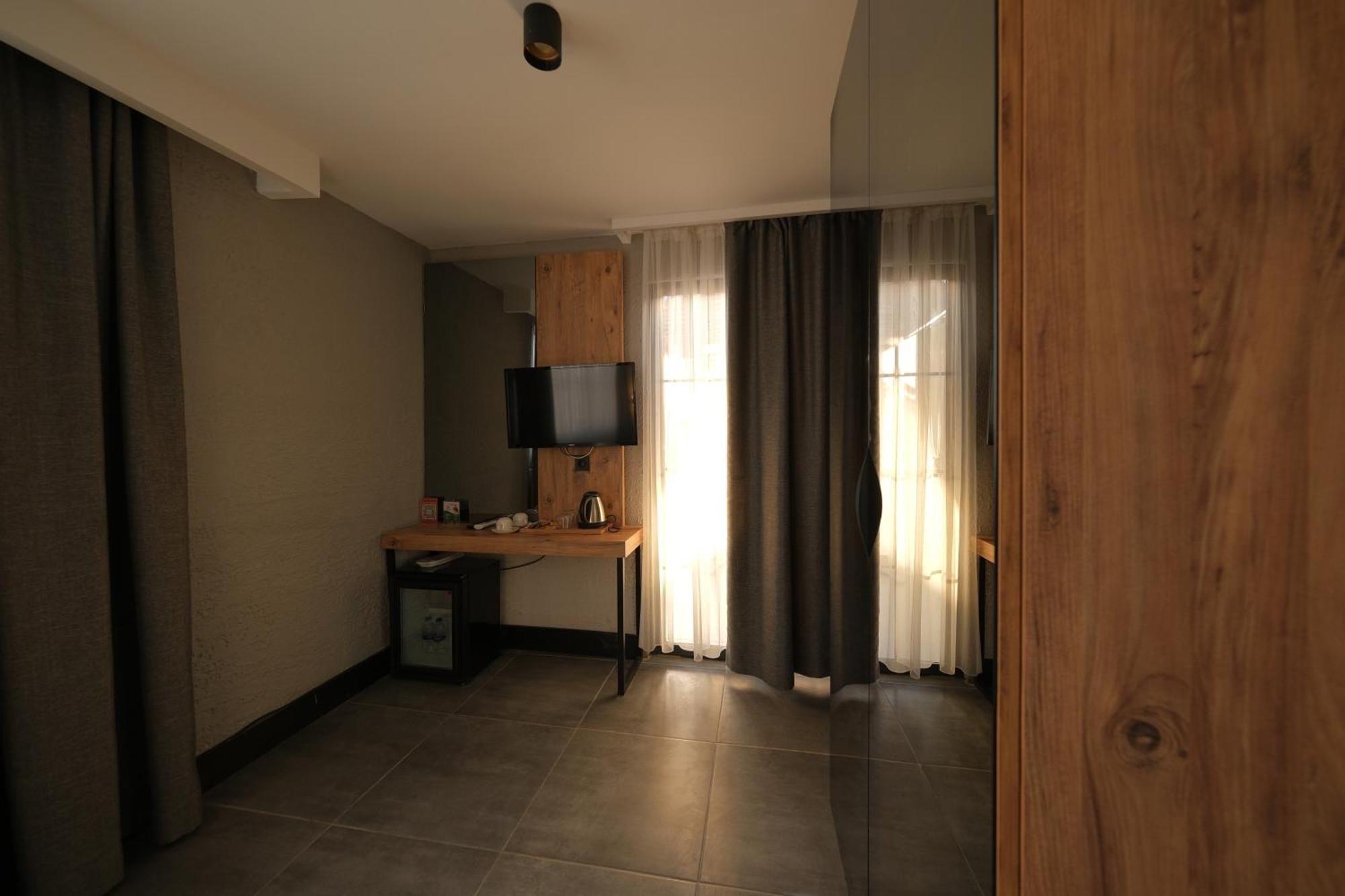 Mielo Lara Hotel Antalya Exterior photo
